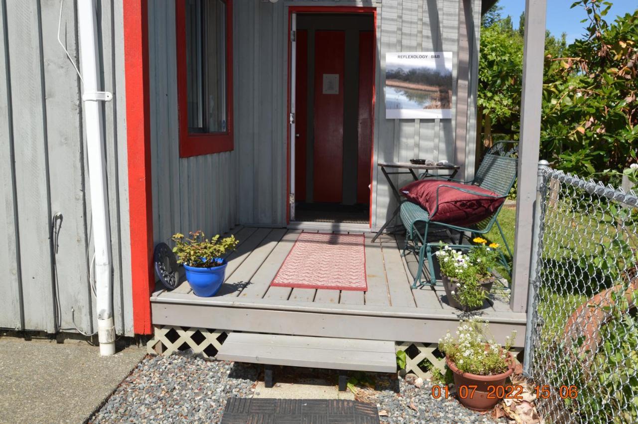 Estuary House Reflexology B&B コートネイ エクステリア 写真